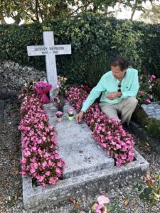 hepburn alluring gravesite